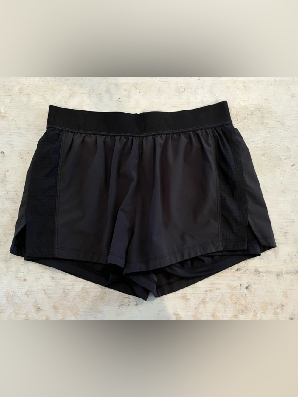 ALALA Court Short in Black | size Small - Picture 1 of 9